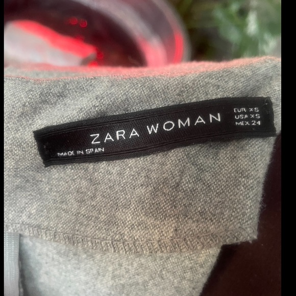 Asymmetrical High Neck Twill Top Beautiful Fit - Picture 7 of 10